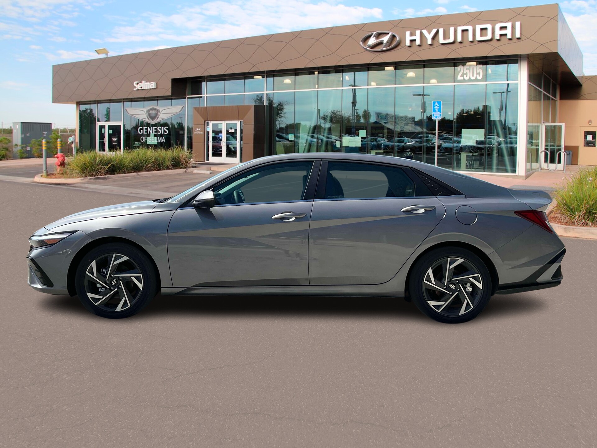 2025 Hyundai Elantra Hybrid Limited photo 3