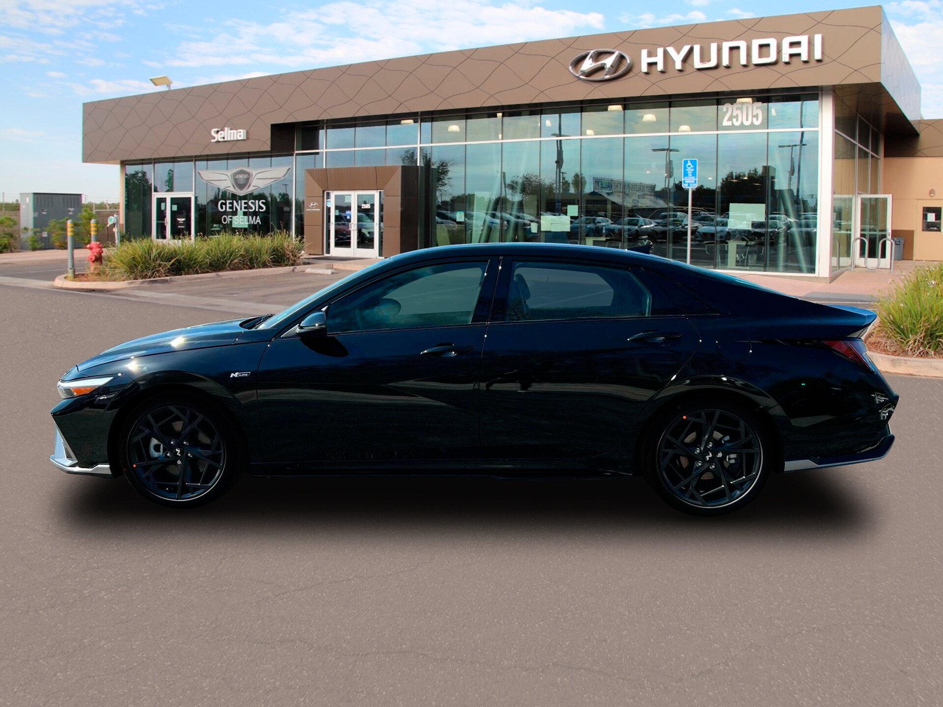 2025 Hyundai Elantra N Line photo 2