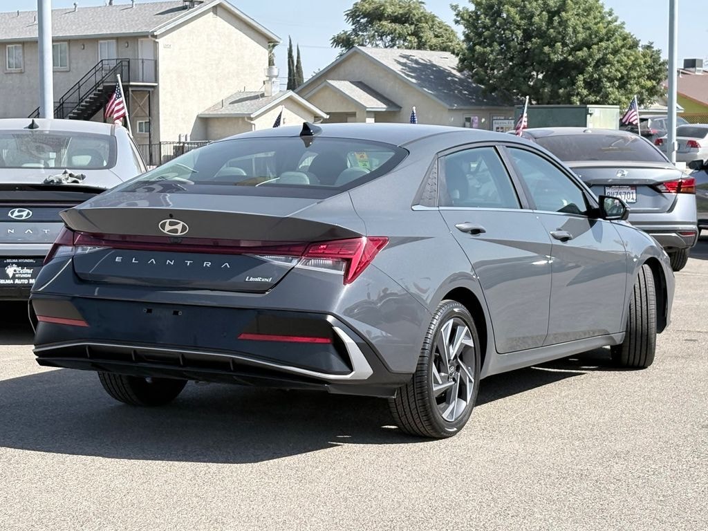 Used 2024 Hyundai Elantra Limited Sedan