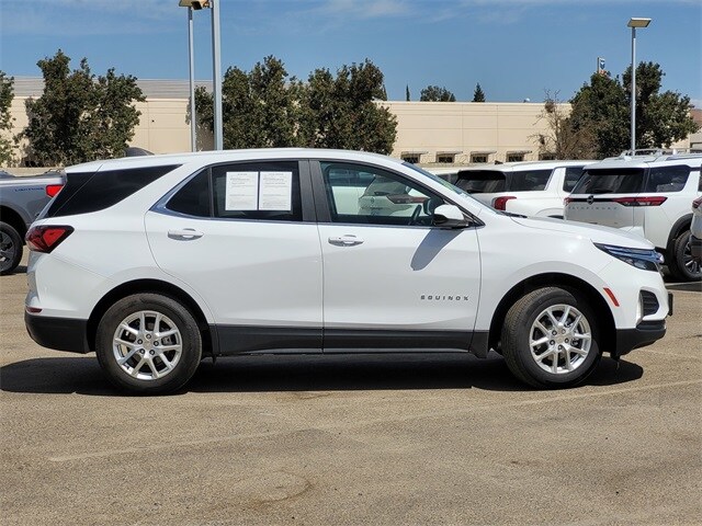 2022 Chevrolet Equinox LT photo 4