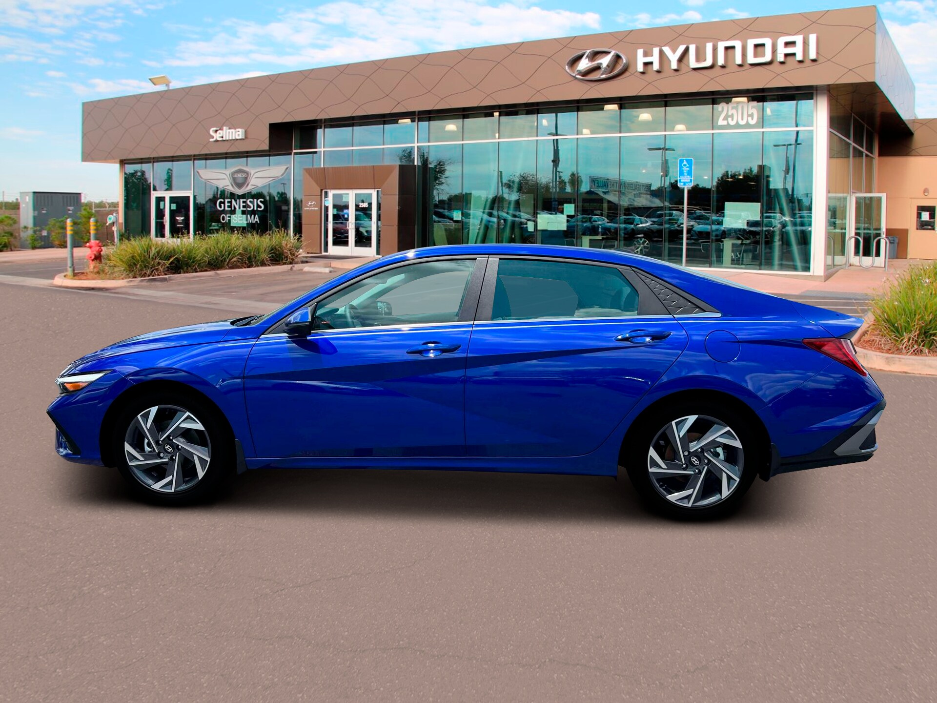 2025 Hyundai Elantra Hybrid Limited photo 3