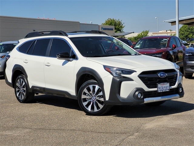 2023 Subaru Outback Limited XT photo 2