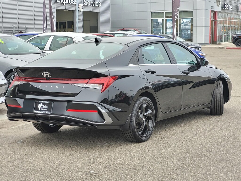 New 2026 Hyundai Elantra SEL Sport Premium Sedan