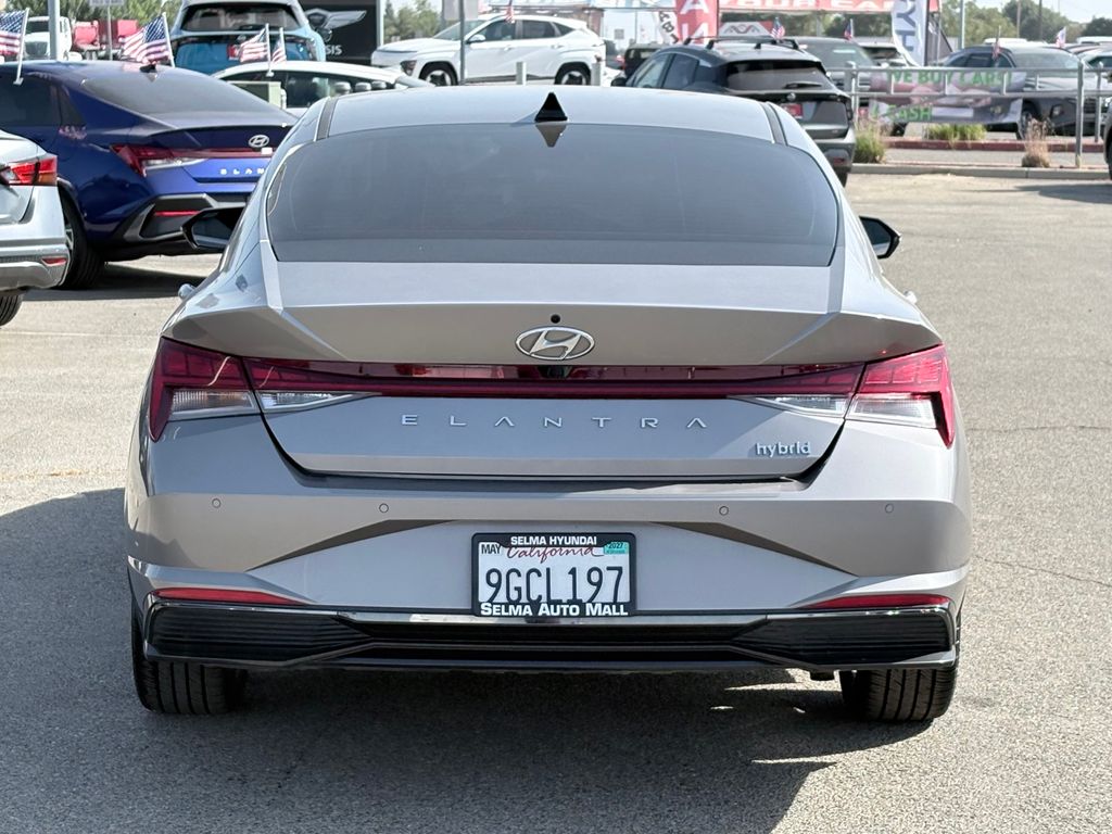 2023 Hyundai Elantra Limited - Photo 6