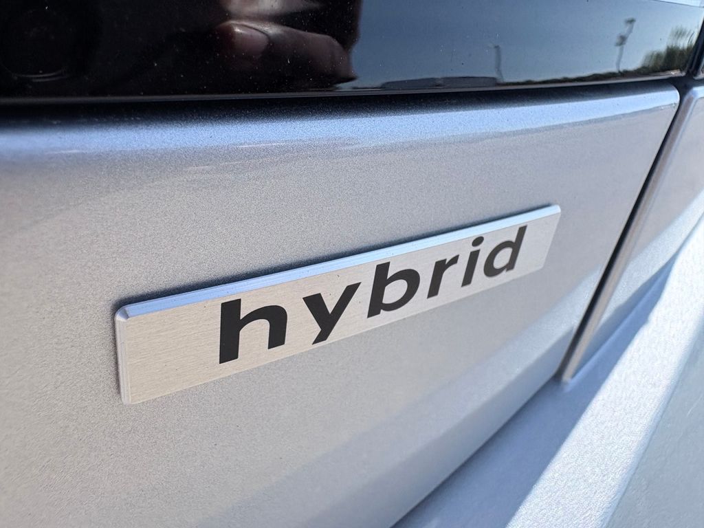 2025 Hyundai Sonata Hybrid Limited - Photo 28