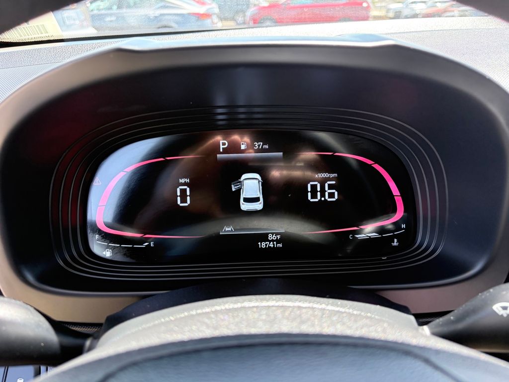 2025 Hyundai Venue SE - Photo 20