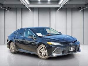 2023 Toyota Camry XLE Sedan