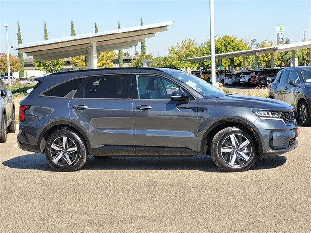 2021 Kia Sorento S photo 4