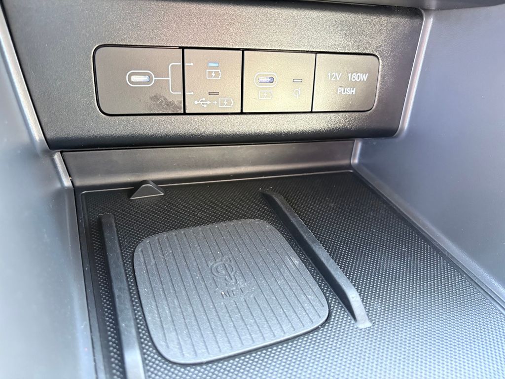 2025 Hyundai Sonata Hybrid Limited - Photo 20