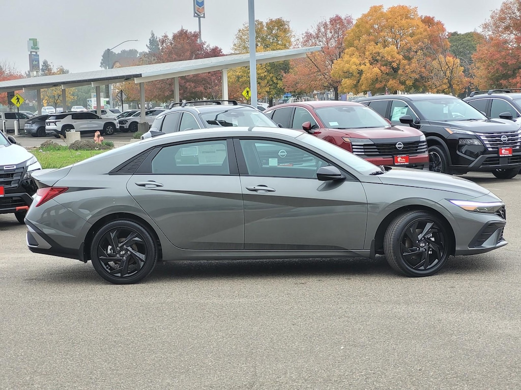 New 2026 Hyundai Elantra Hybrid SEL Sport Sedan