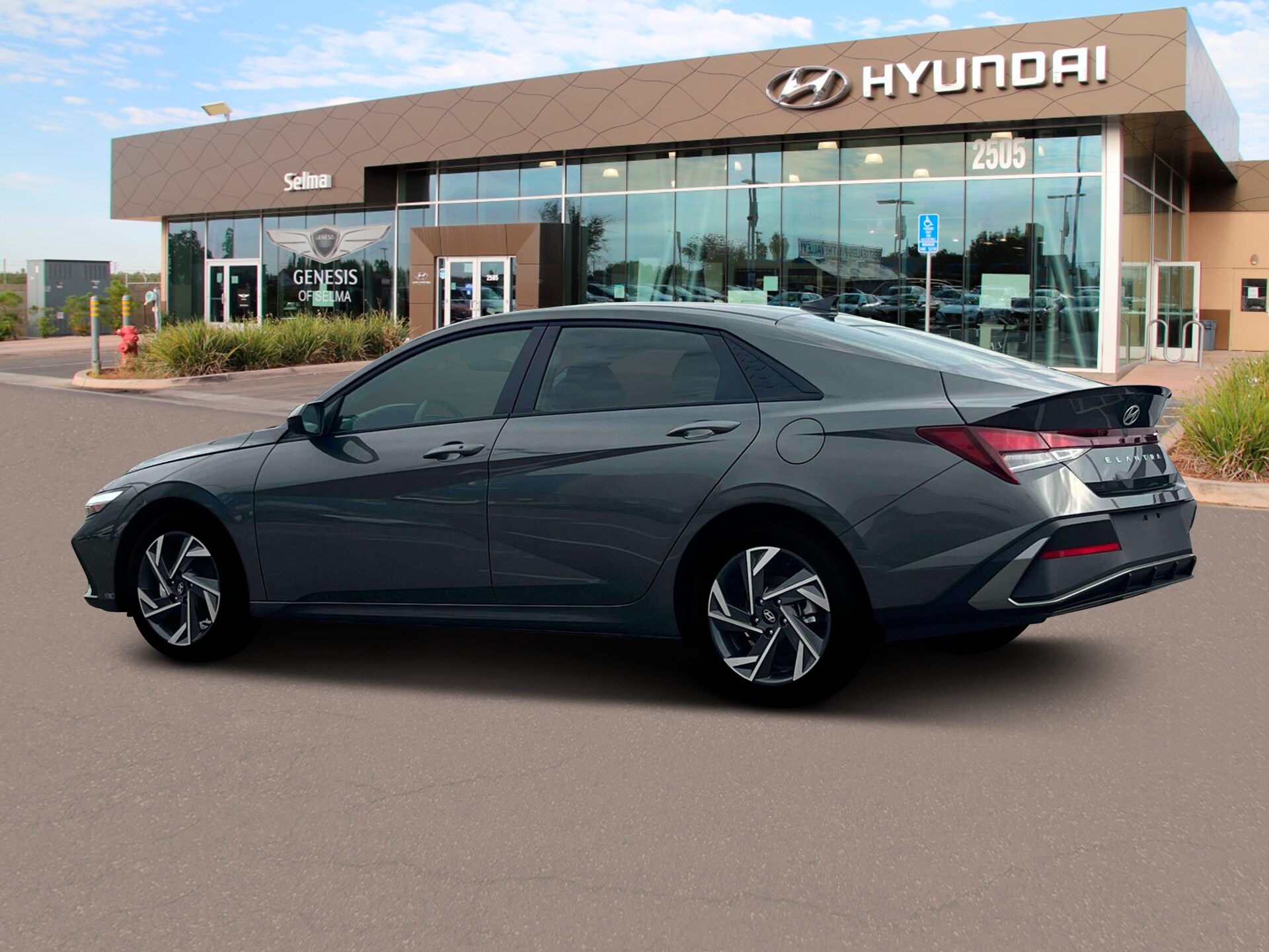 2025 Hyundai Elantra SEL Sport photo 3