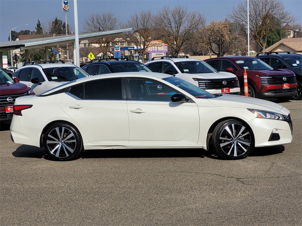 Used 2022 Nissan Altima 2.5 SR Sedan