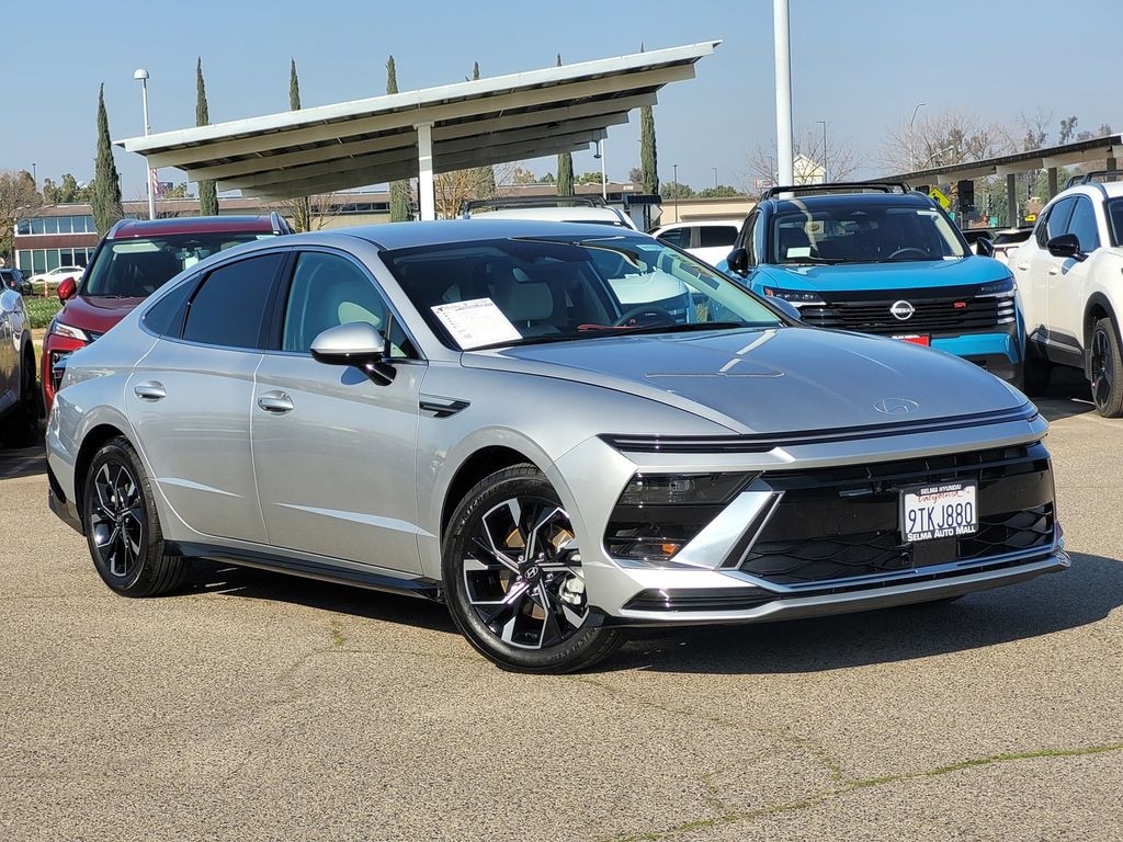 Used 2024 Hyundai Sonata SEL Sedan