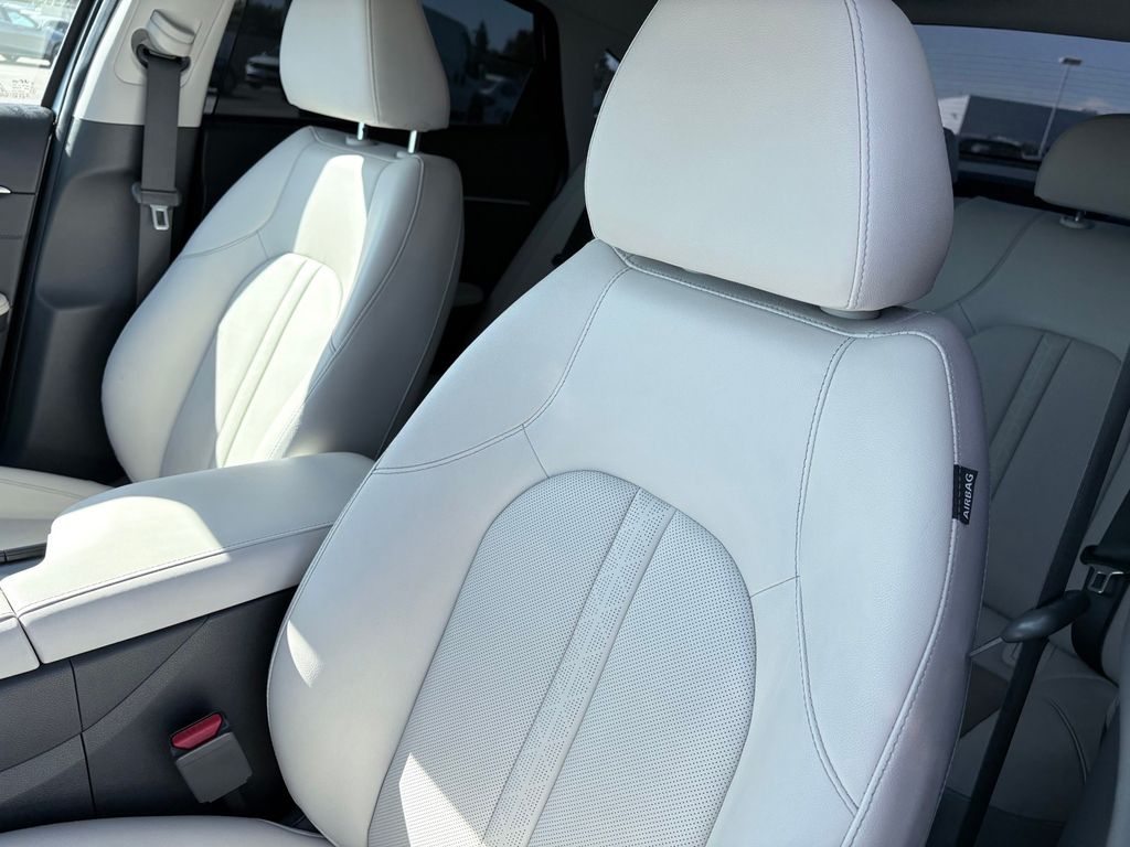 2025 Hyundai Sonata Hybrid Limited - Photo 11