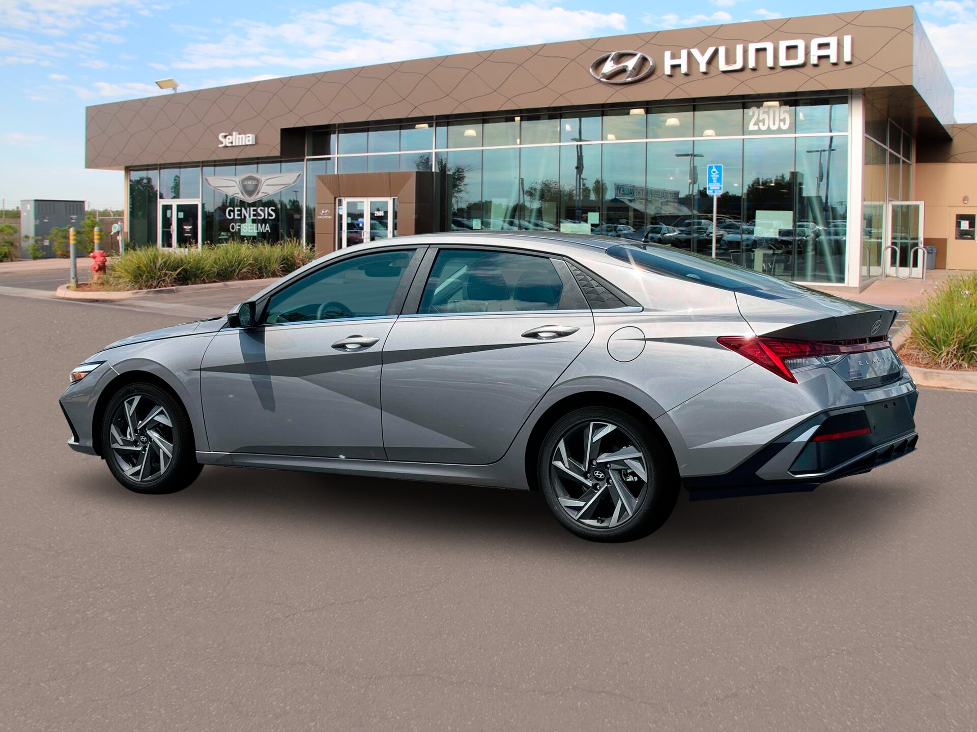 2025 Hyundai Elantra Limited photo 4