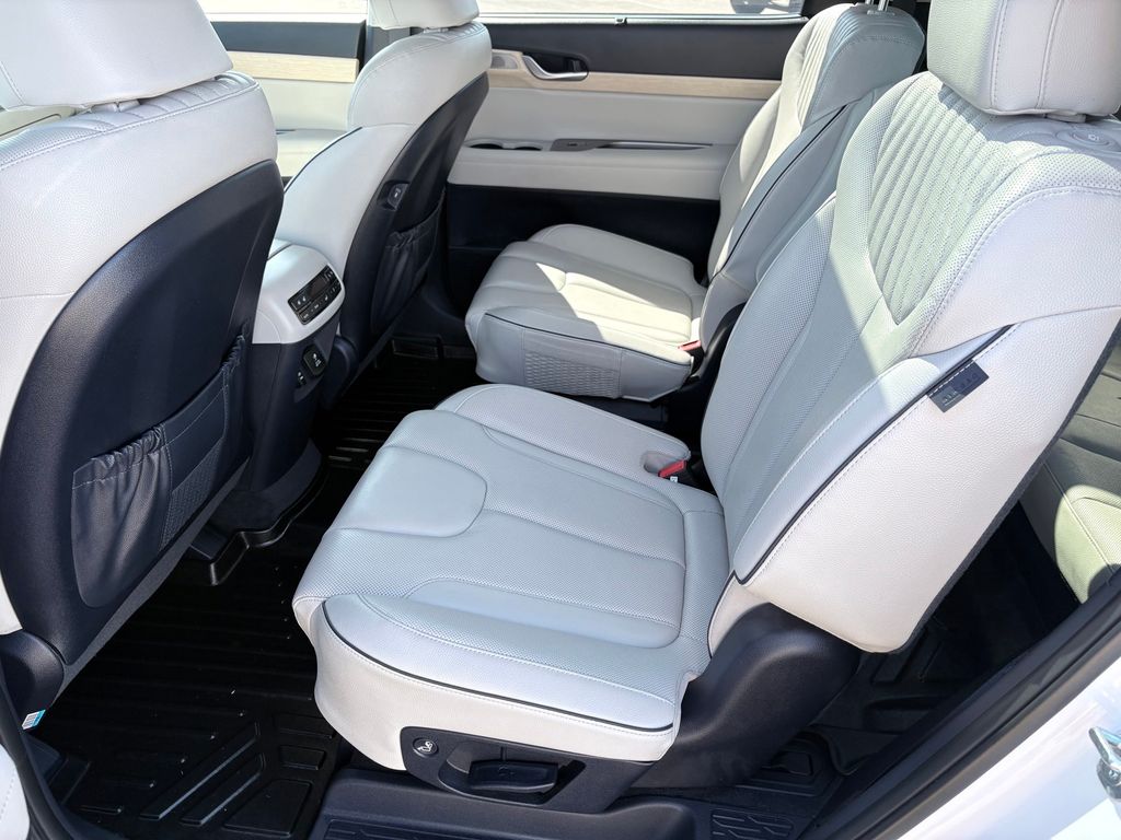 2023 Hyundai Palisade Limited - Photo 6