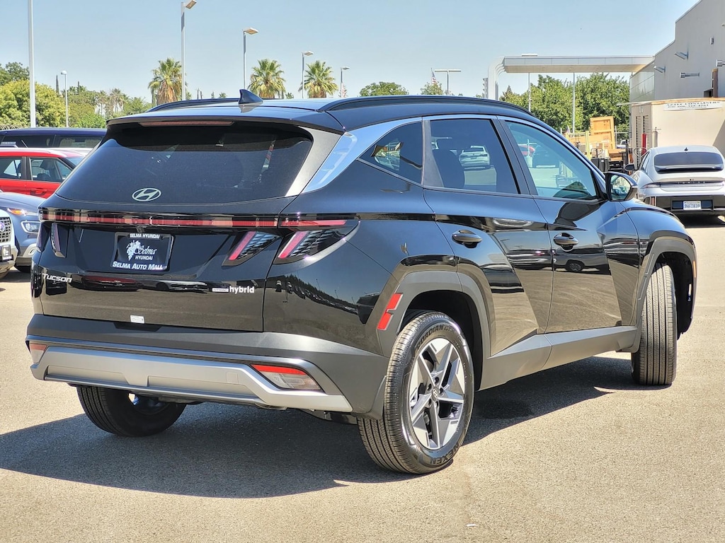 New 2025 Hyundai Tucson Hybrid SEL Convenience SUV