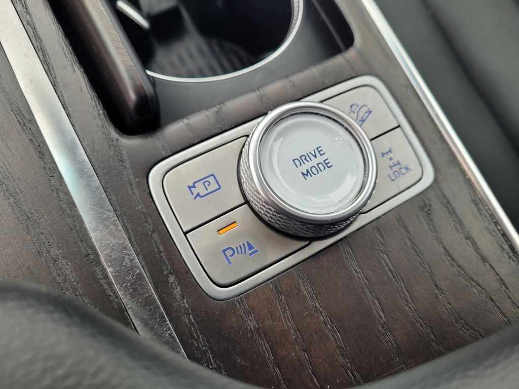 2024 GENESIS GV80 - Photo 26