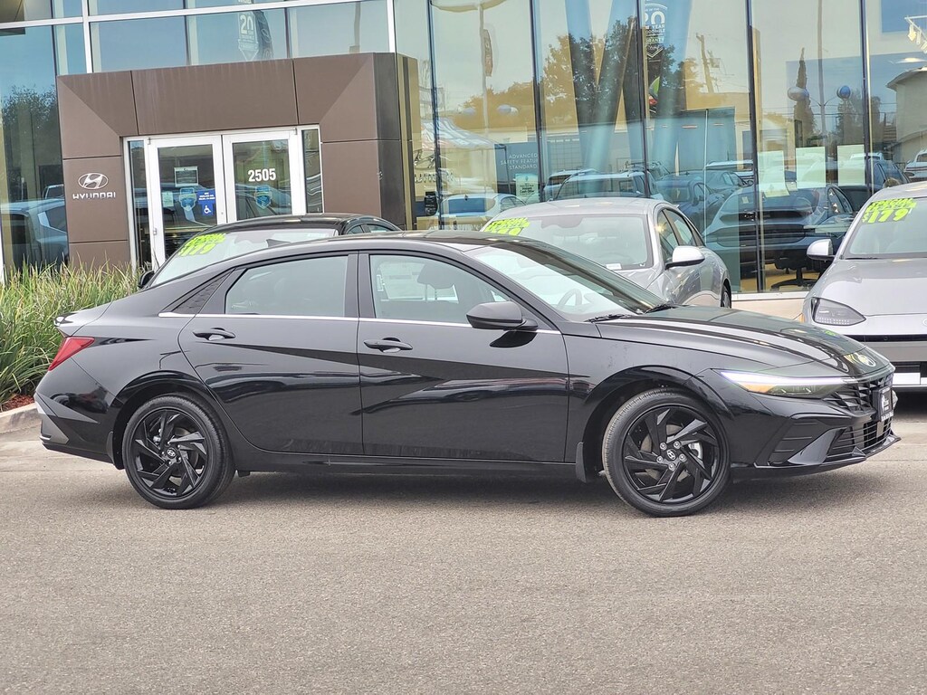 New 2026 Hyundai Elantra SEL Sport Premium Sedan