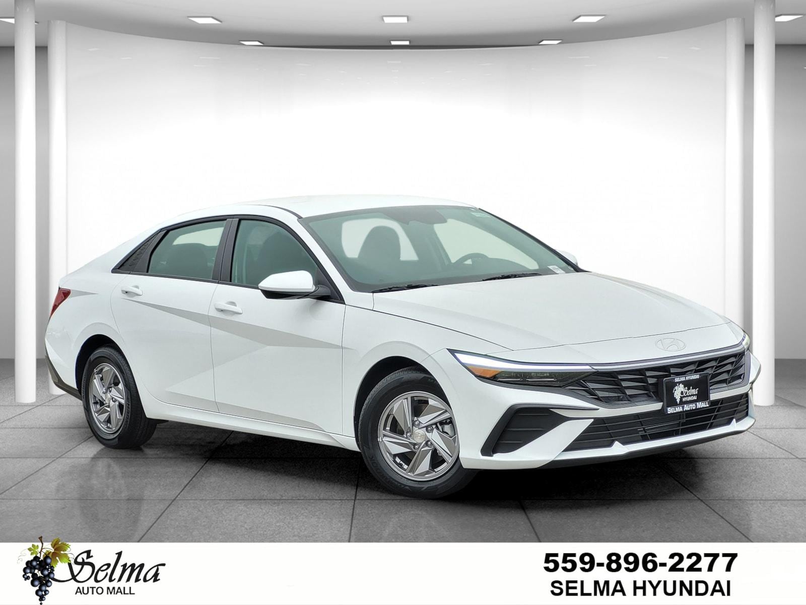 2025 Hyundai Elantra SE's photo