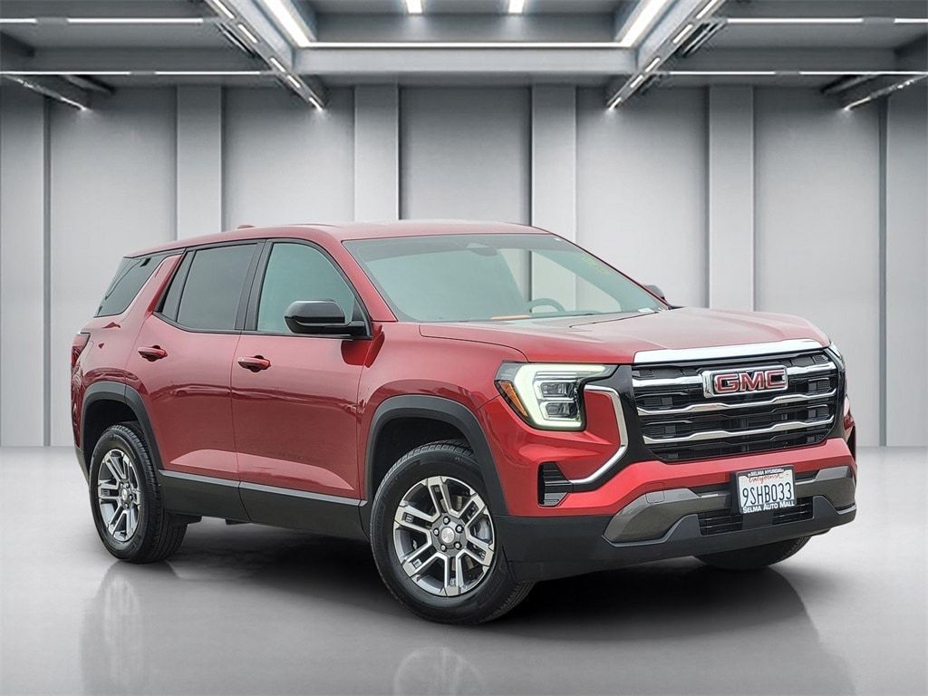 2025 GMC Terrain Elevation's photo