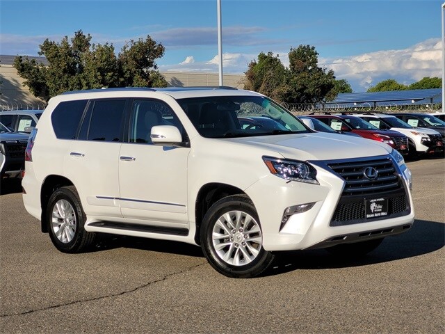 2019 Lexus GX 460 Premium Black Line Special Edition photo 2