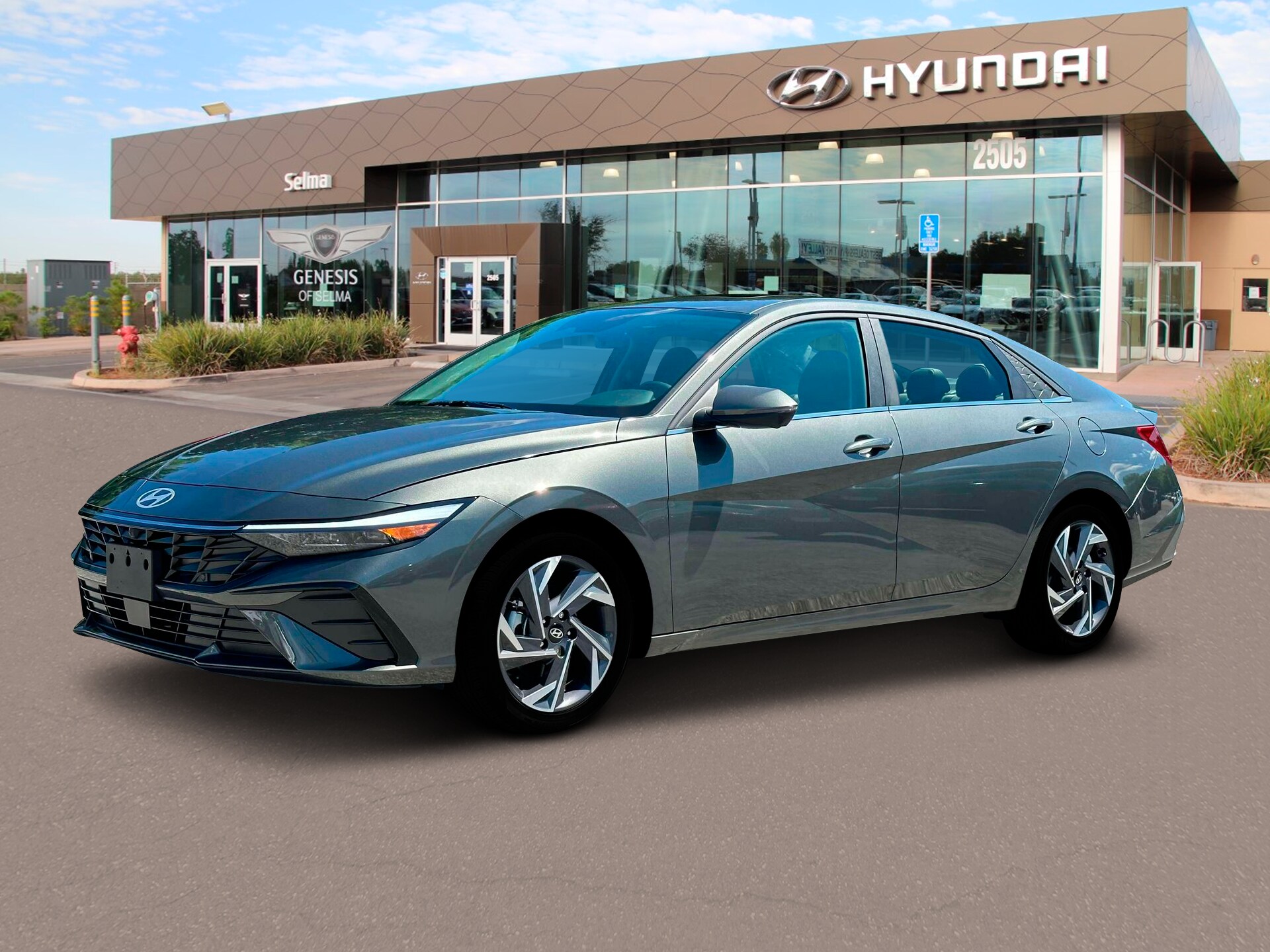 2025 Hyundai Elantra Limited photo 2
