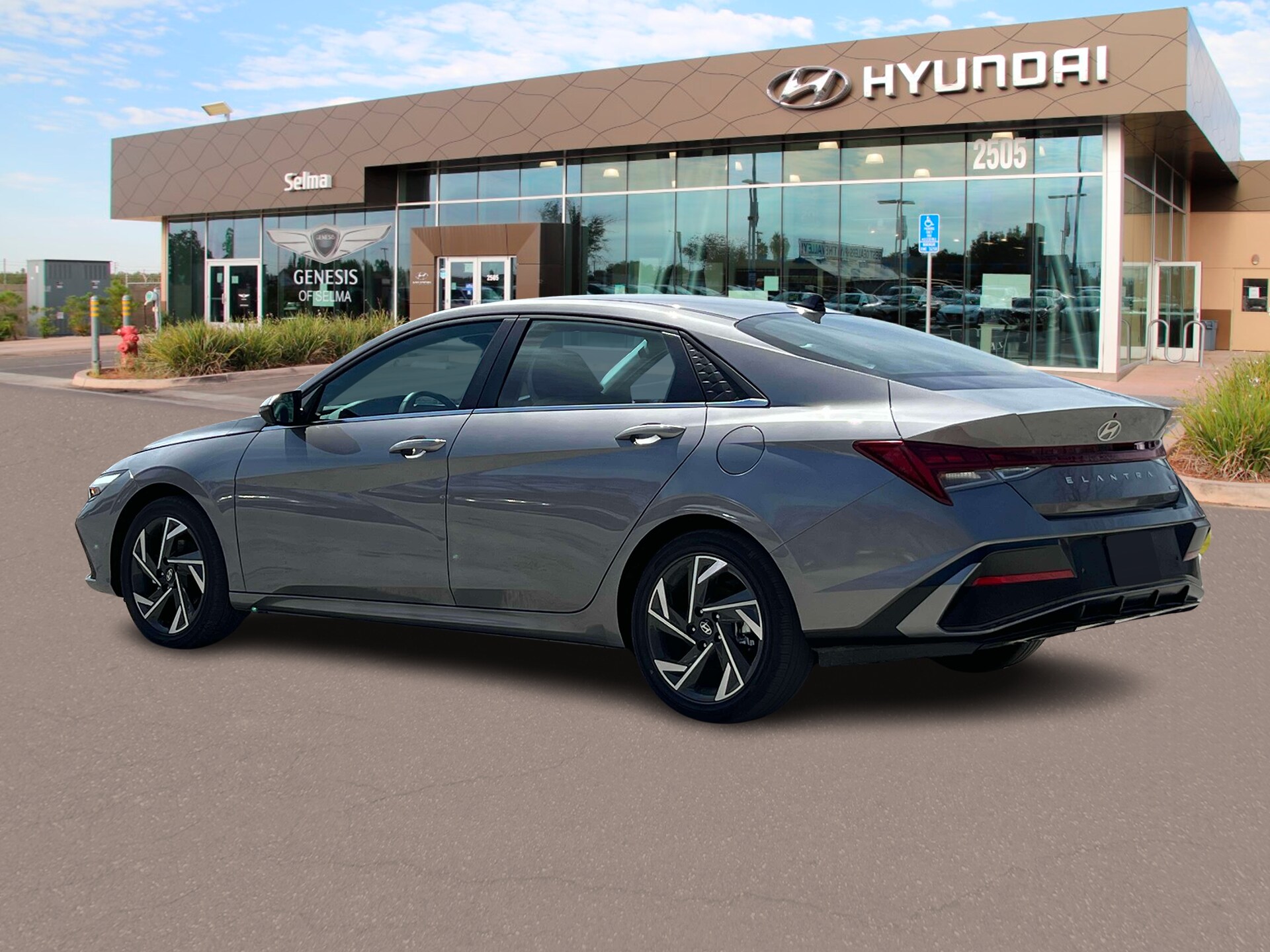 2025 Hyundai Elantra Hybrid Limited photo 4