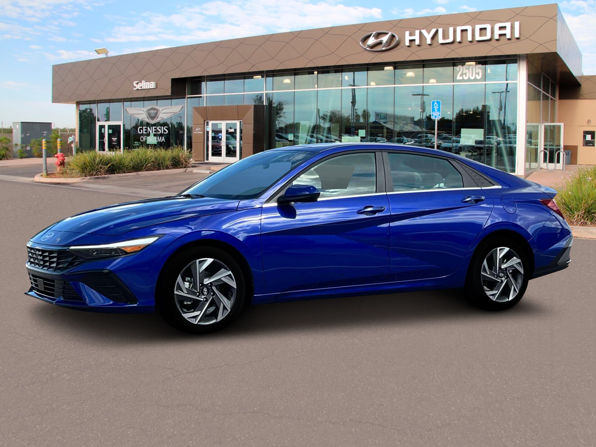 2025 Hyundai Elantra SEL Convenience photo 2