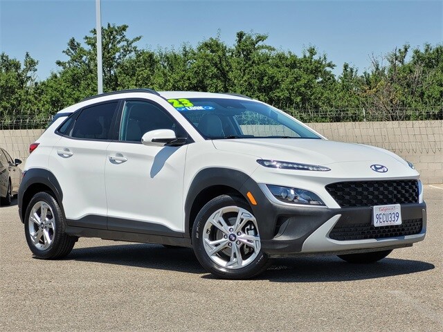 Used 2023 Hyundai Kona SEL with VIN KM8K6CAB9PU976673 for sale in Selma, CA