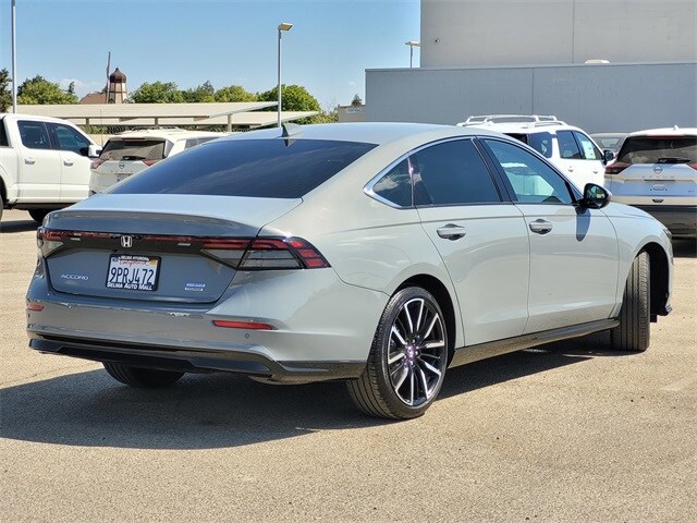 2024 Honda Accord Hybrid Touring photo 4