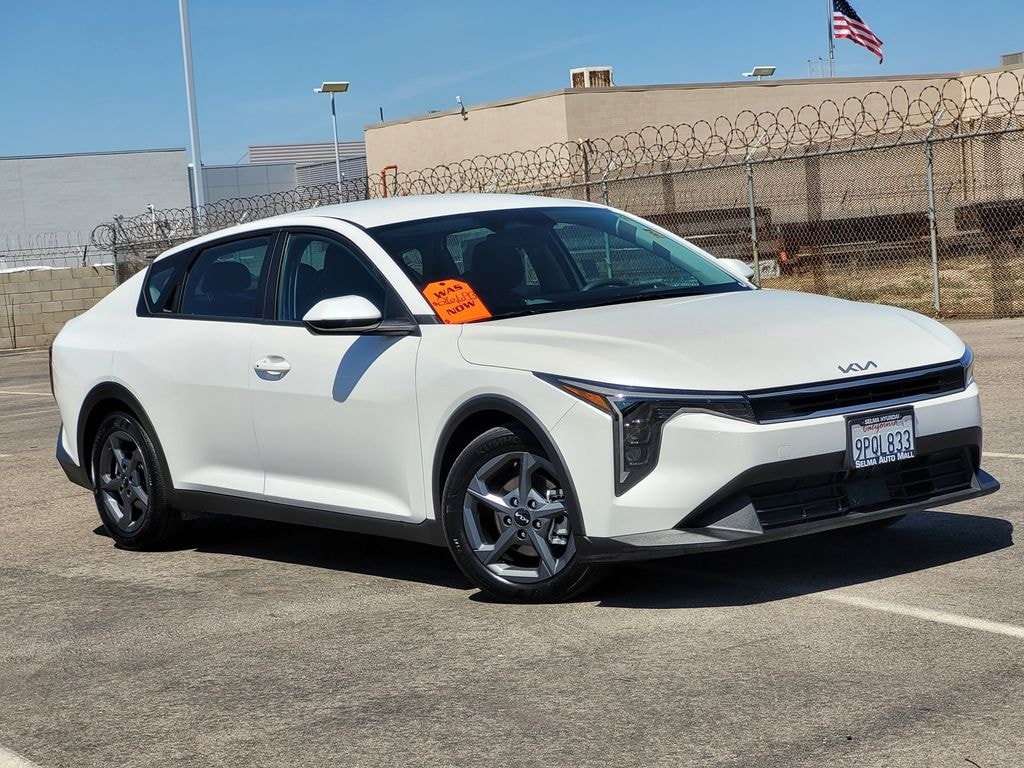 Used 2025 Kia K4 LXS Sedan