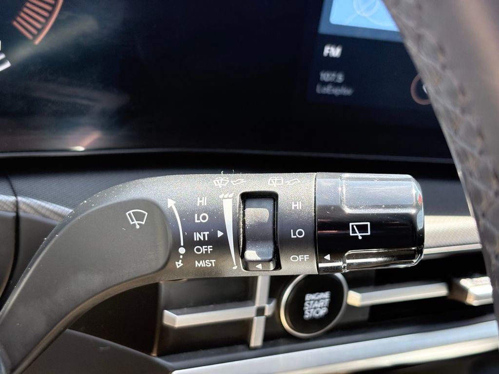 2024 Hyundai Santa Fe SEL - Photo 17