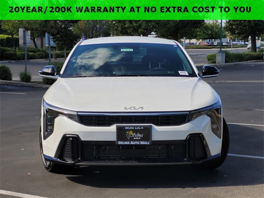 New 2025 Kia K4 GT-Line Sedan