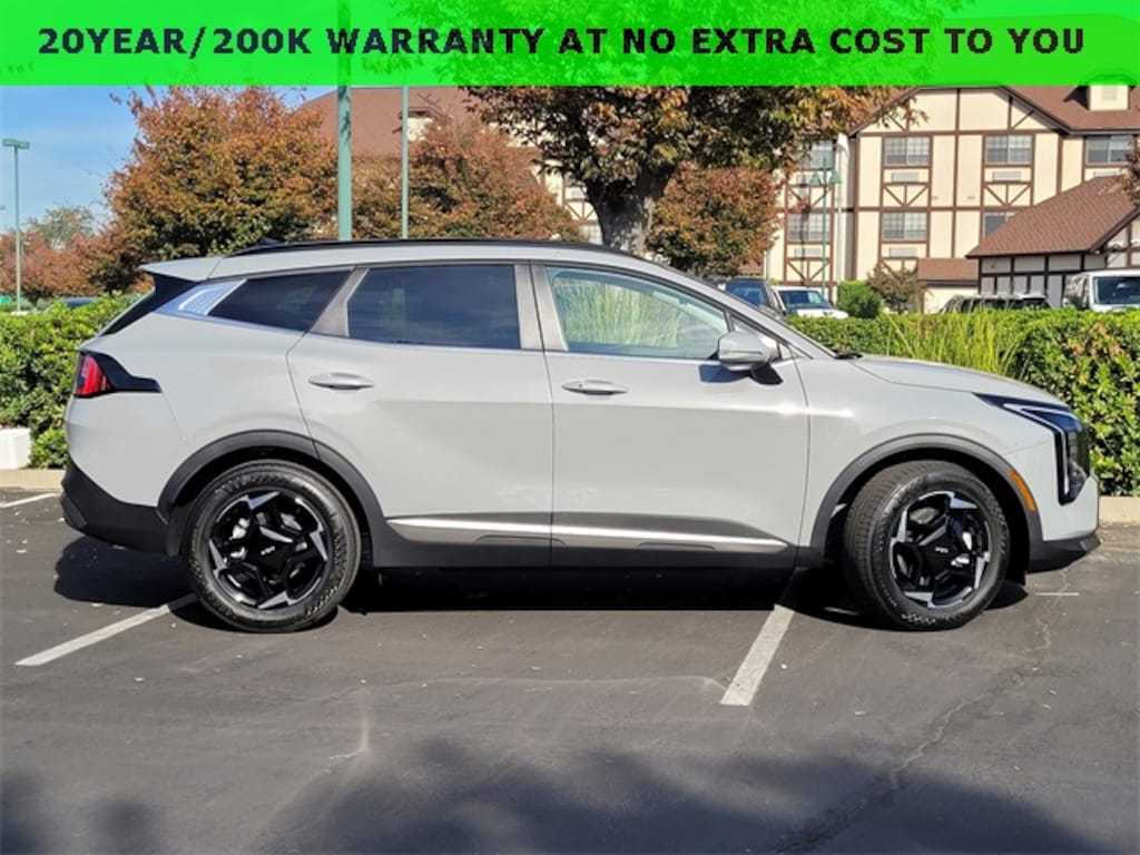 New 2026 Kia Sportage EX SUV