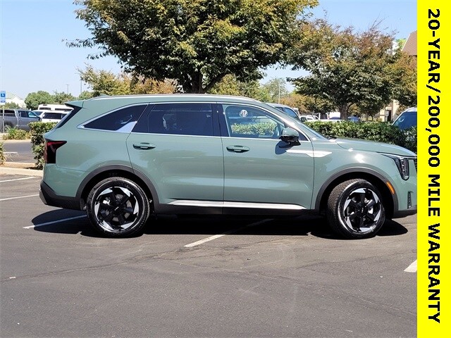 2025 Kia Sorento Hybrid EX photo 3