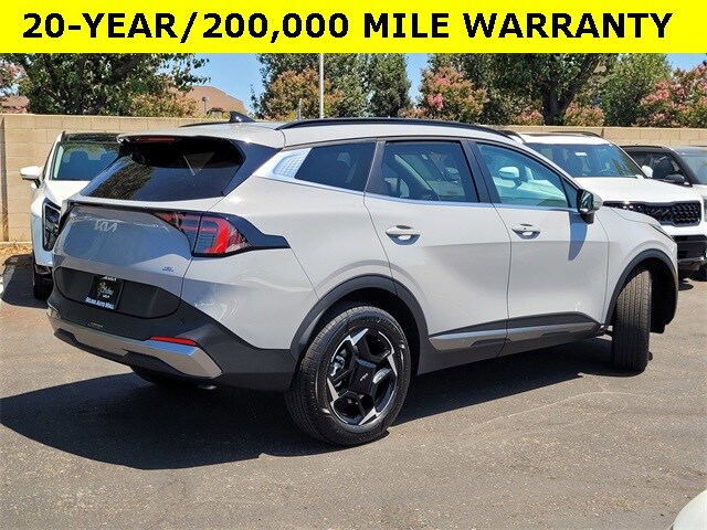 2026 Kia Sportage Hybrid EX photo 4