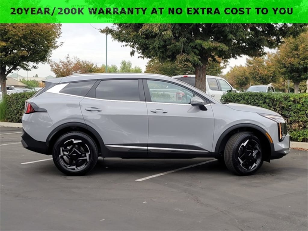 New 2026 Kia Sportage Hybrid EX SUV