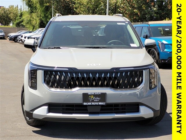 2026 Kia Carnival EX photo 2