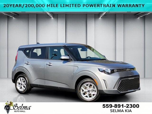 2025 Kia Soul LX's photo
