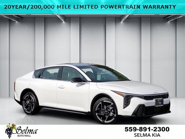 2025 Kia K4 GT-Line's photo