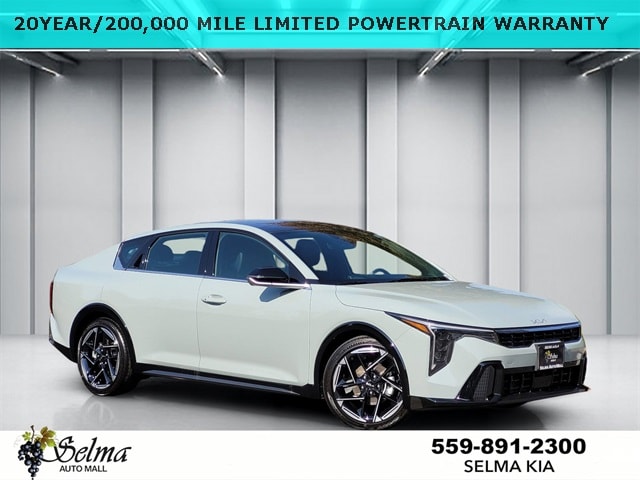 2025 Kia K4 GT-Line's photo