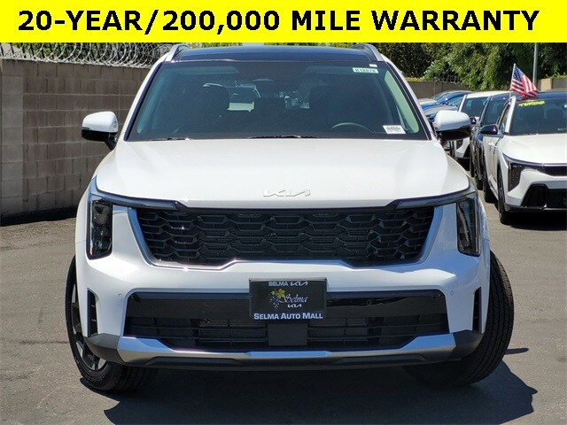 2025 Kia Sorento S photo 2