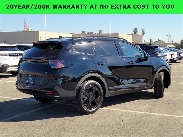 2026 Kia Sportage X-Line photo 4