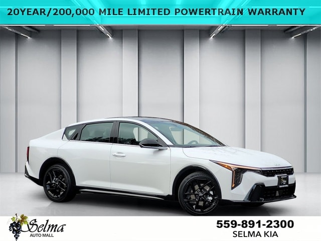 2025 Kia K4 GT-Line Turbo's photo