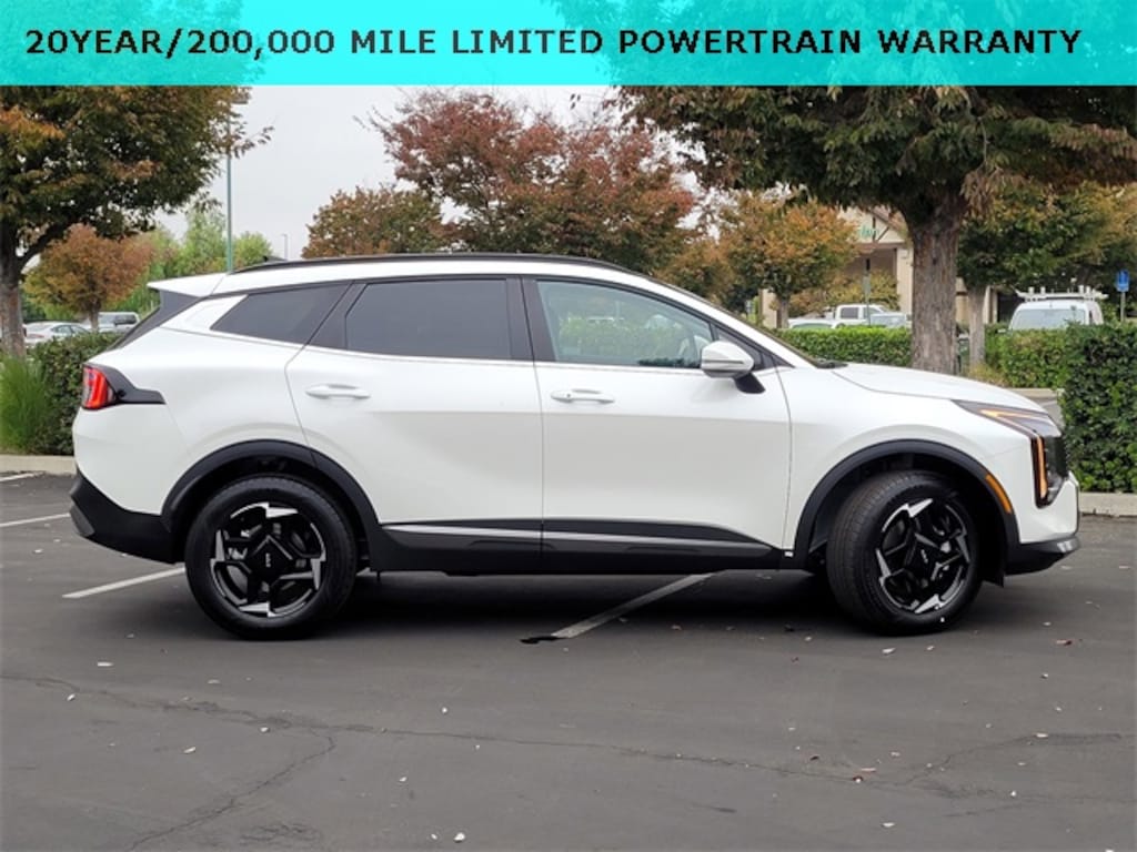 New 2026 Kia Sportage Hybrid EX SUV