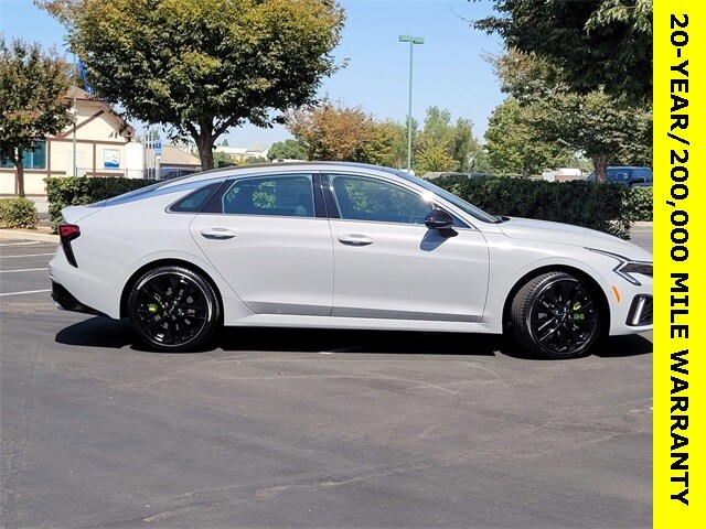 2026 Kia K5 GT photo 3
