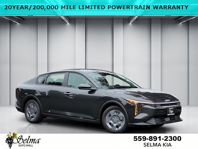 2025 Kia K4 LX's photo