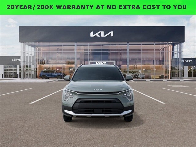 2025 Kia Niro EX photo 2