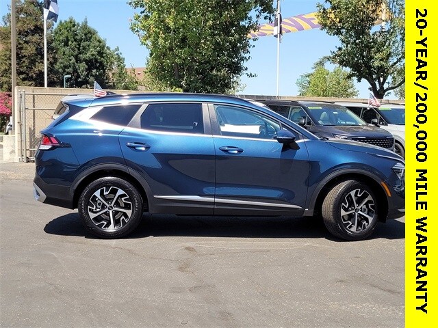 2025 Kia Sportage Hybrid EX photo 3